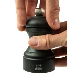 Moulin à Poivre Bistro 10 Cm Bois Graphite Peugeot -Ustensiles de cuisine, et alors ! moulin a poivre bistro 10 cm bois graphite peugeot 2